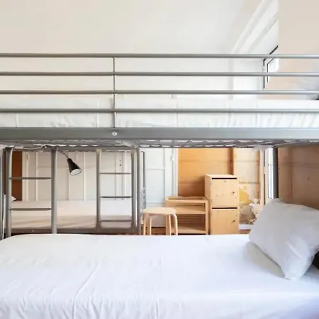 Brand New Fully Furnished Just 20 Meters From Anjos Metro Station - 2 * Lisboa